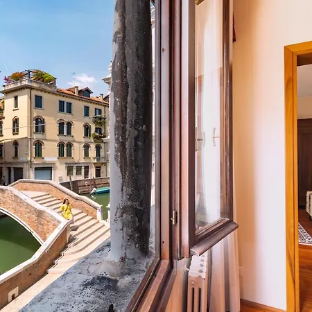 Palazzo Schiavoni Residenza D'epoca & Suite-apartments *