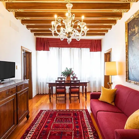 Palazzo Schiavoni Residenza D'epoca & Suite-apartments * Venice