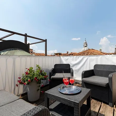 Palazzo Schiavoni Residenza D'epoca & Suite-apartments Apartment *