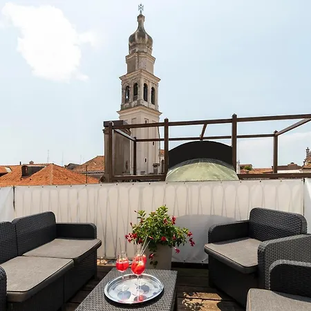 Palazzo Schiavoni Residenza D'epoca & Suite-apartments *