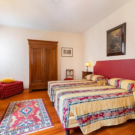 Palazzo Schiavoni Residenza D'epoca & Suite-apartments * Venice