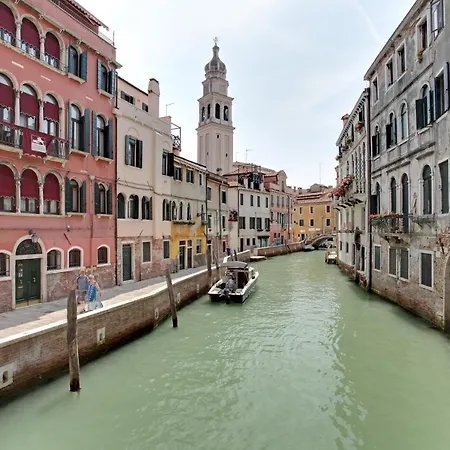 Palazzo Schiavoni Residenza D'epoca & Suite-apartments * Venice