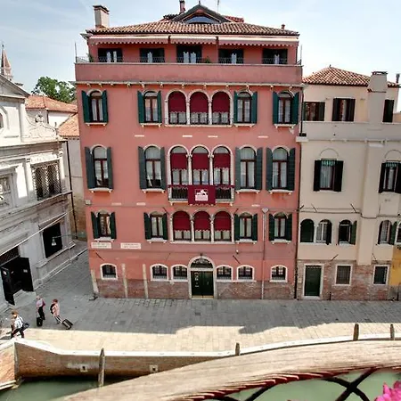 Palazzo Schiavoni Residenza D'epoca & Suite-apartments Apartment