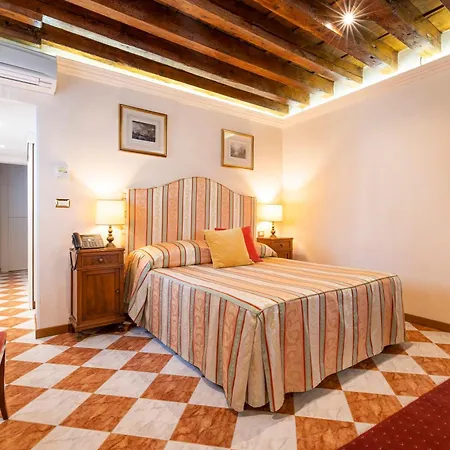 Palazzo Schiavoni Residenza D'epoca & Suite-apartments Apartamento