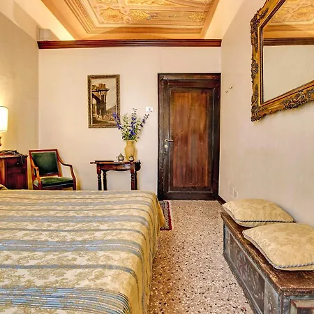 Palazzo Schiavoni Residenza D'epoca & Suite-apartments * Venice