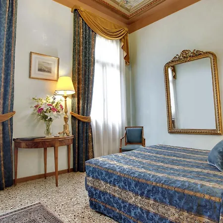 Apartment Palazzo Schiavoni Residenza D'epoca & Suite-apartments *