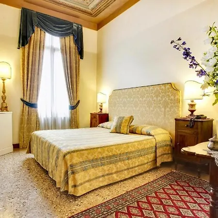 Palazzo Schiavoni Residenza D'epoca & Suite-apartments * Venice