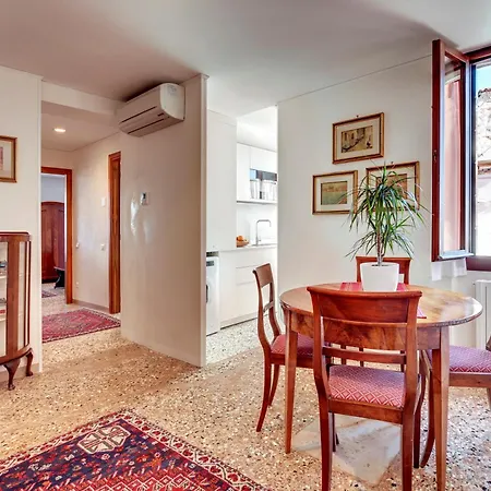 Palazzo Schiavoni Residenza D'epoca & Suite-apartments Apartment