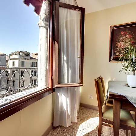 Palazzo Schiavoni Residenza D'epoca & Suite-apartments Apartment *