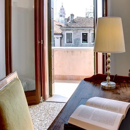 Apartment Palazzo Schiavoni Residenza D'epoca & Suite-apartments Venice